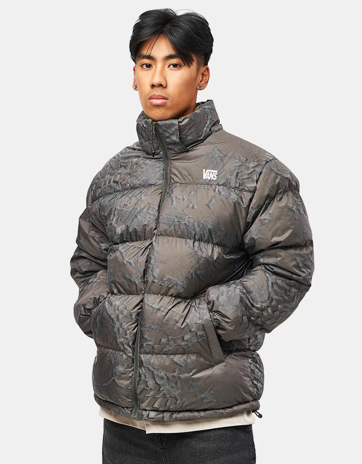 Vans MTE Bridgewood Reversible Puffer Jacket - Grape Leaf - Image 15