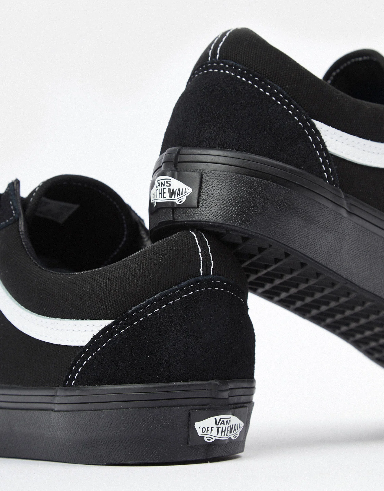 Vans Old Skool Skate Shoes - (Suede/Canvas) Black/Black/True White - Image 5