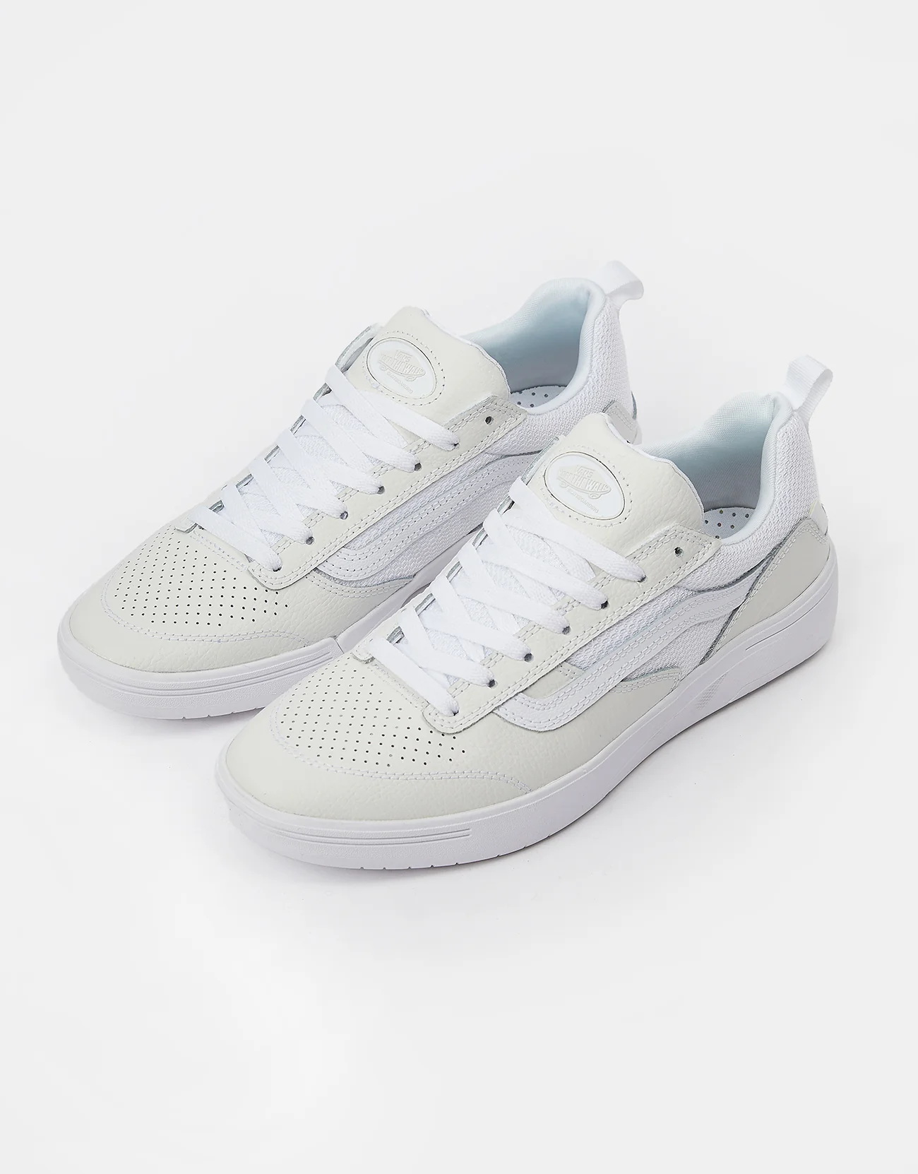 Vans Zahba Skate Shoes - White/White - Image 3