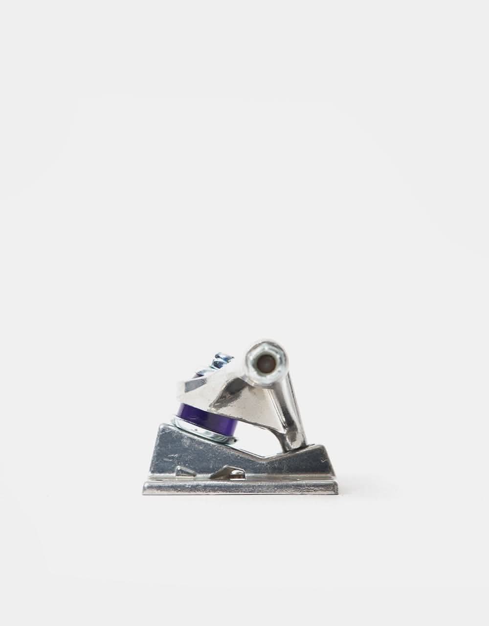 Venture 5.8 High Skateboard Trucks (Pair) - Image 5