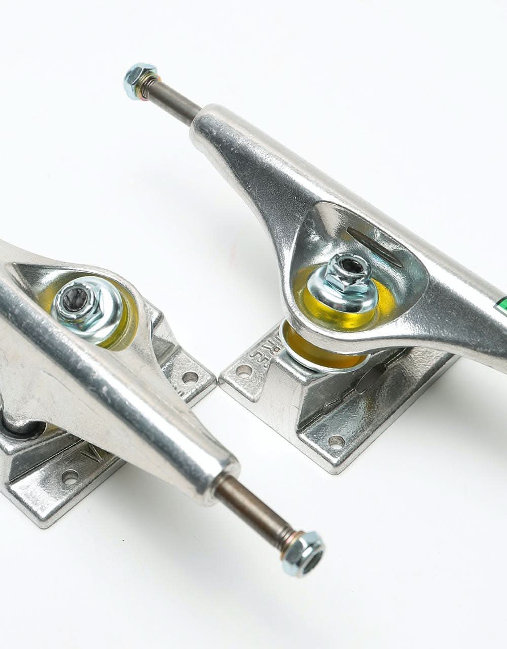 Venture 6.1 High Skateboard Trucks (Pair) - Image 4