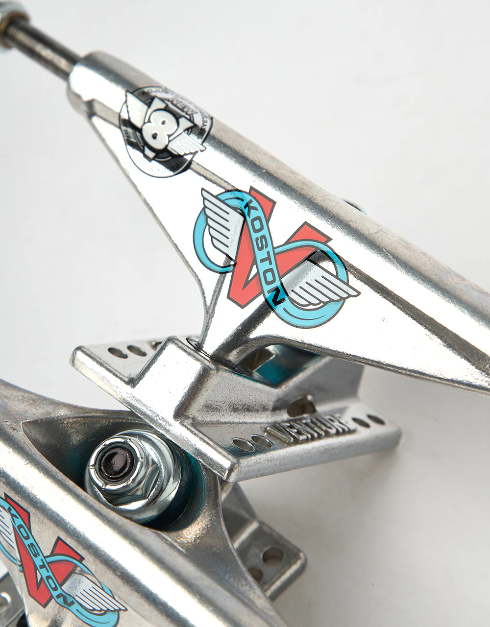 Venture Koston V8 High Skateboard Trucks (Pair) - Image 2
